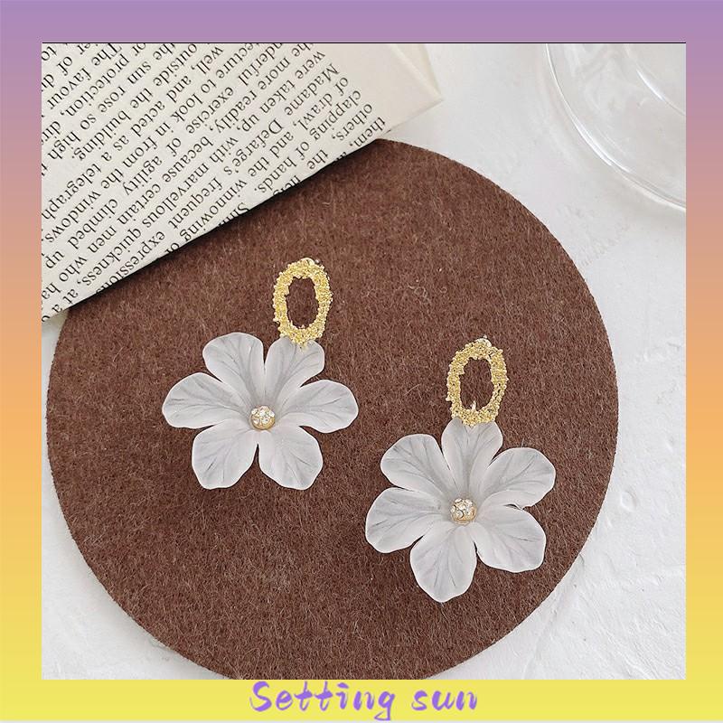 S925 Silver Needle Flower Shape Gaya Segar Anting Pejantan Cocok untuk Wanita TN