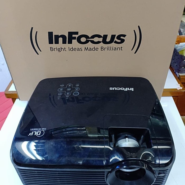PROYEKTOR INFOKUS IN105