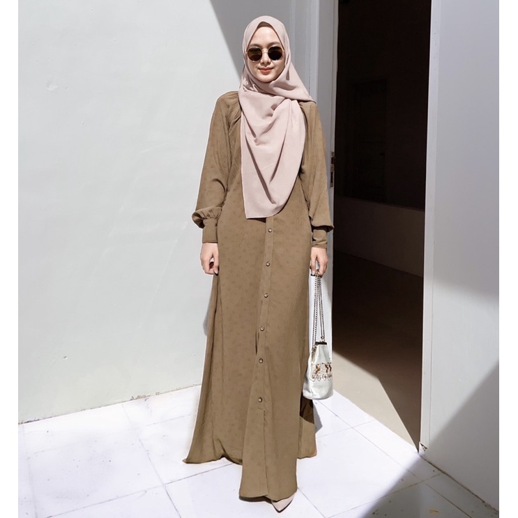 Shakira Dress by LW Zihan | Vintage Dress | Simple Dress