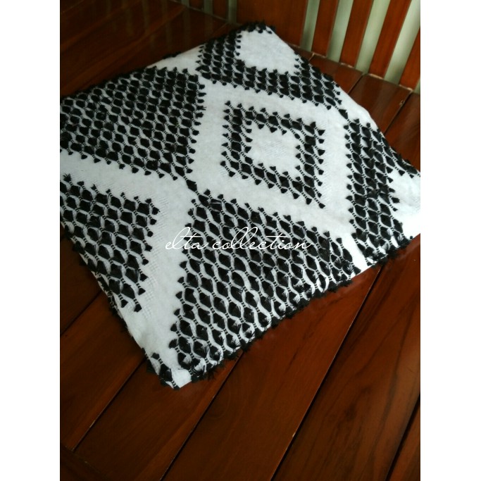 kain tenun ikat songket bulu putih