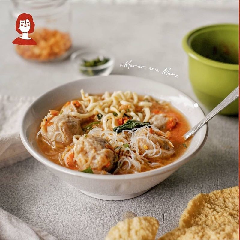 

Bakso Sapi dengan Mi dan Bihun (100% Halal)