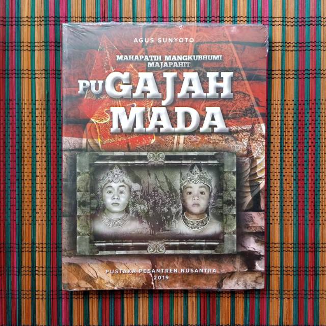 PU GAJAH MADA Mahapatih Mangkubumi Majapahit Jilid 1 -- Agus Sunyoto.