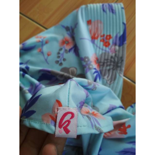 Preloved like new, khimar kiciks muslimah FREE Inner hijab