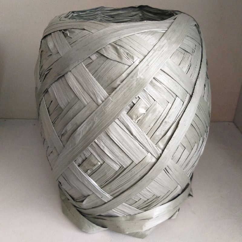 

Tali Rafia/ Tali Plastik