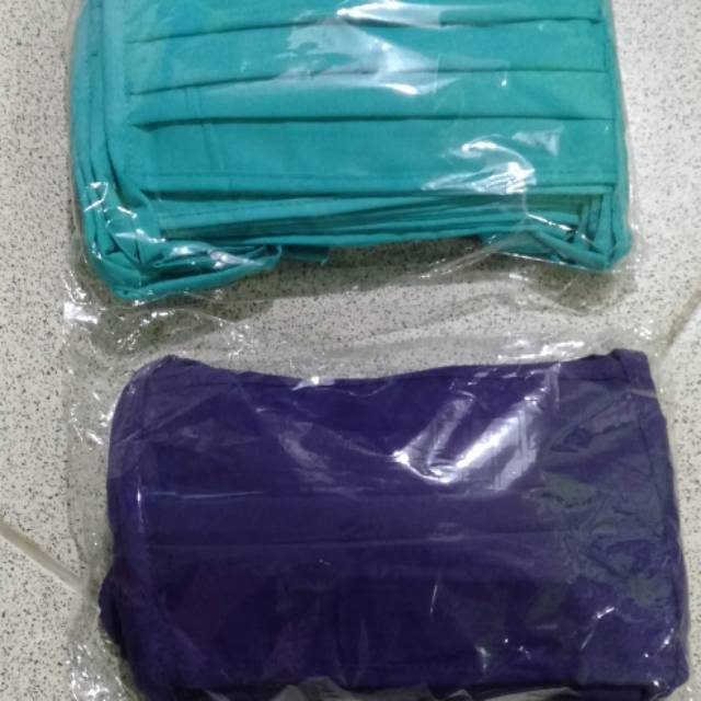 Masker mulut polos. Masker penutup mulut dari kain