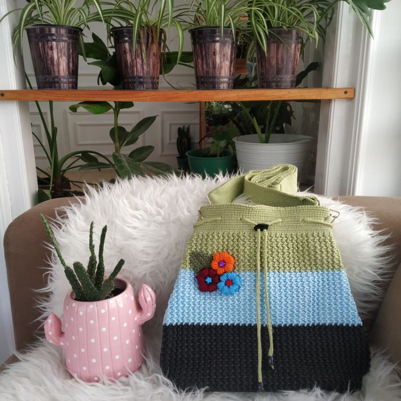 TAS SELEMPANG SERUT BUNGA RAJUT UNIK MURAH WANITA KEKINIAN