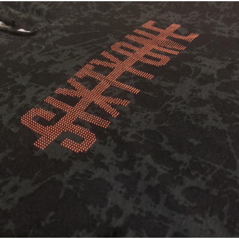 Kaos Hoodie Number Sixtyone