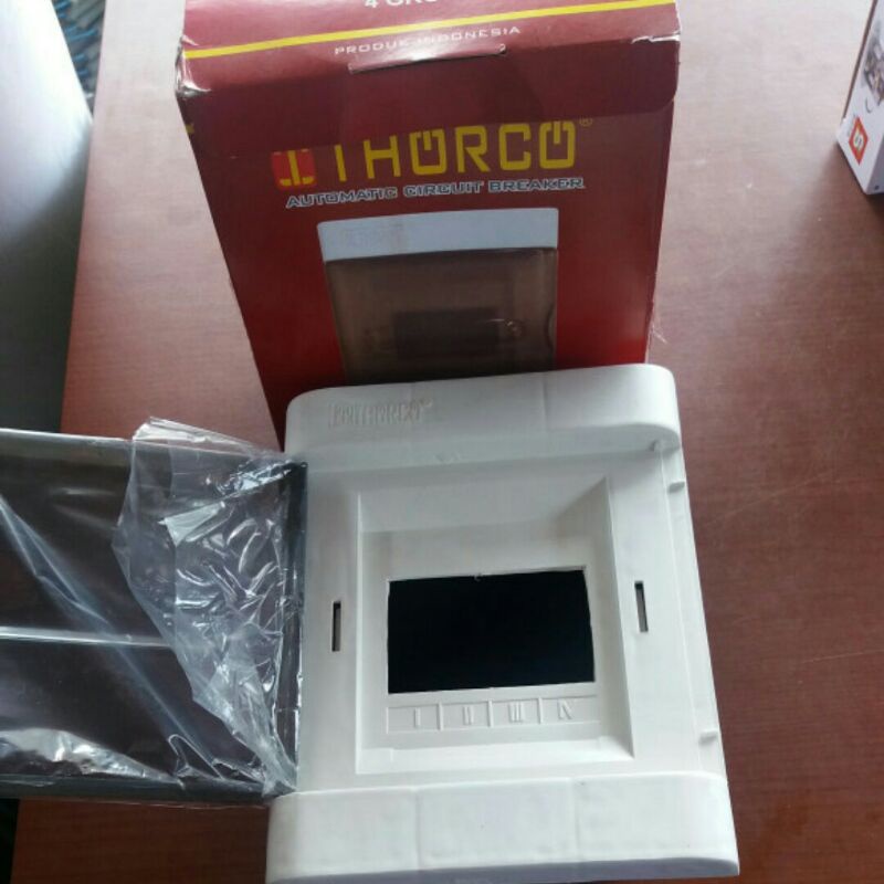 Box MCB Meteran Listrik Tanam 4 Grup