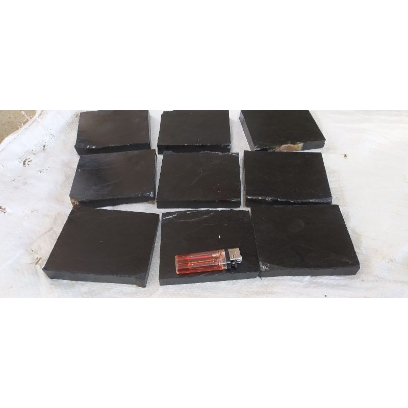 Lempengan Black Jade Aceh