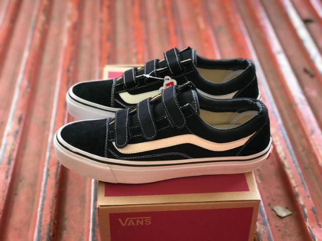 SEPATU43 VANS AUTHENTIC FULL BLACK HITAM COKLAT OLDSKOOL ERA SK8