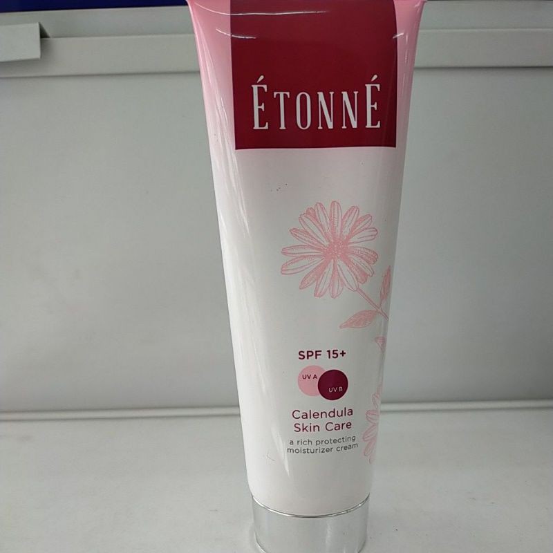 Etonne Calendula Skincare