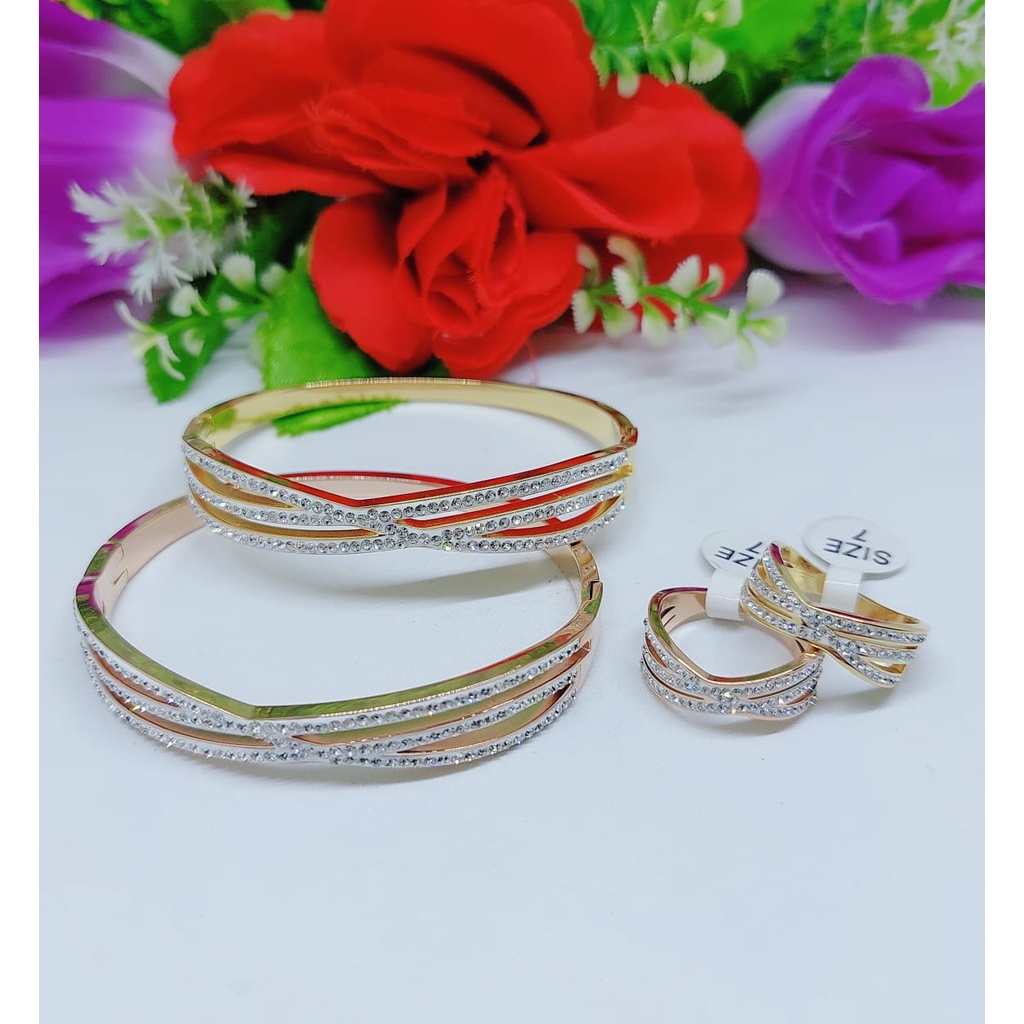 Set Titanium perhiasan wanita gelang dan cincin mata full