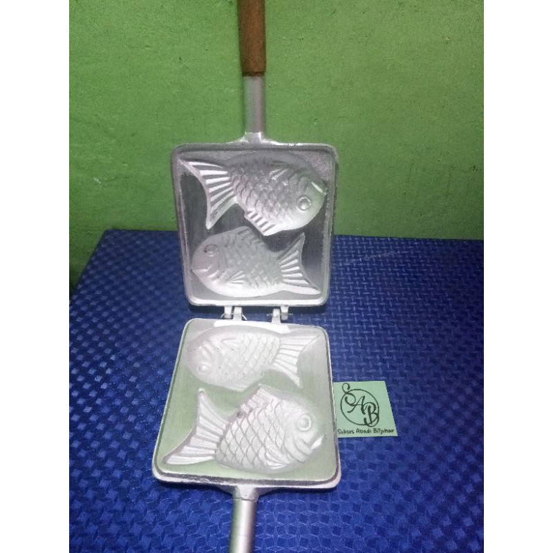 waffle pan cetakan waffle model 2 ikan