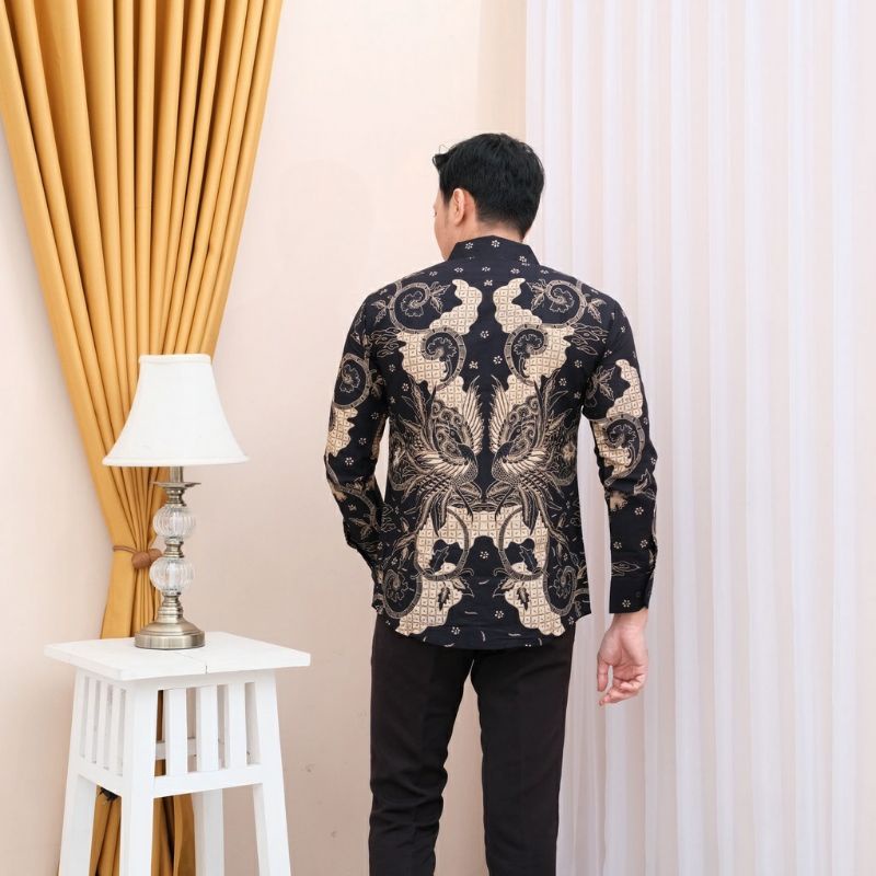 DEWANGGA Kemeja Batik Pria Slimfit Premium Lengan Panjang Bahan Katun Halus Lapis Furing