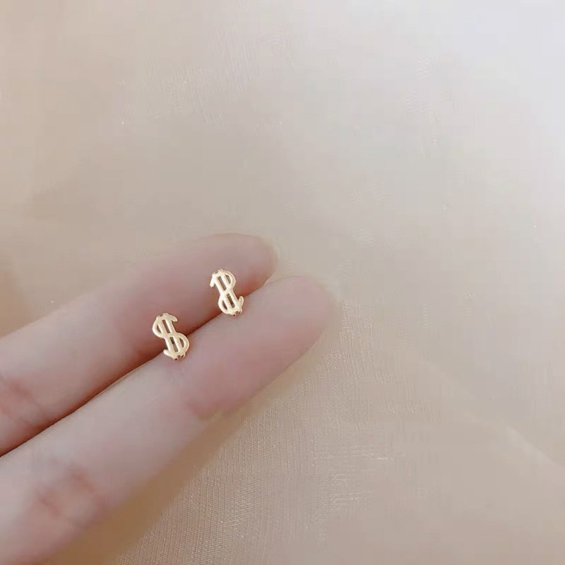 1 Pasang Anting Stud Desain Tanda Dollar Bahan S925 Silver Anti Alergi Untuk Wanita