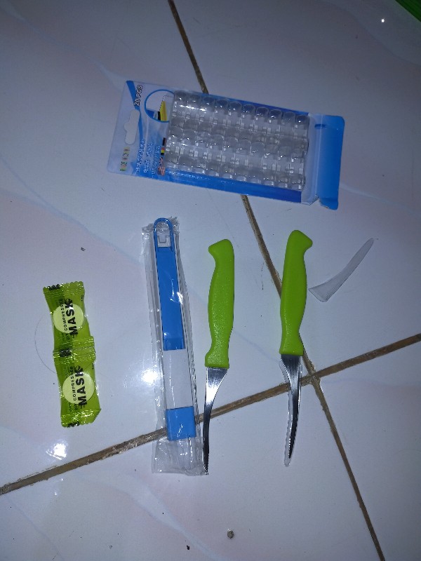 Pisau Udang Serbaguna Pisau Sayur Dapur Kecil / Pisau Dapur Buah Sayur Stainless Peeler Fruit Shrimp