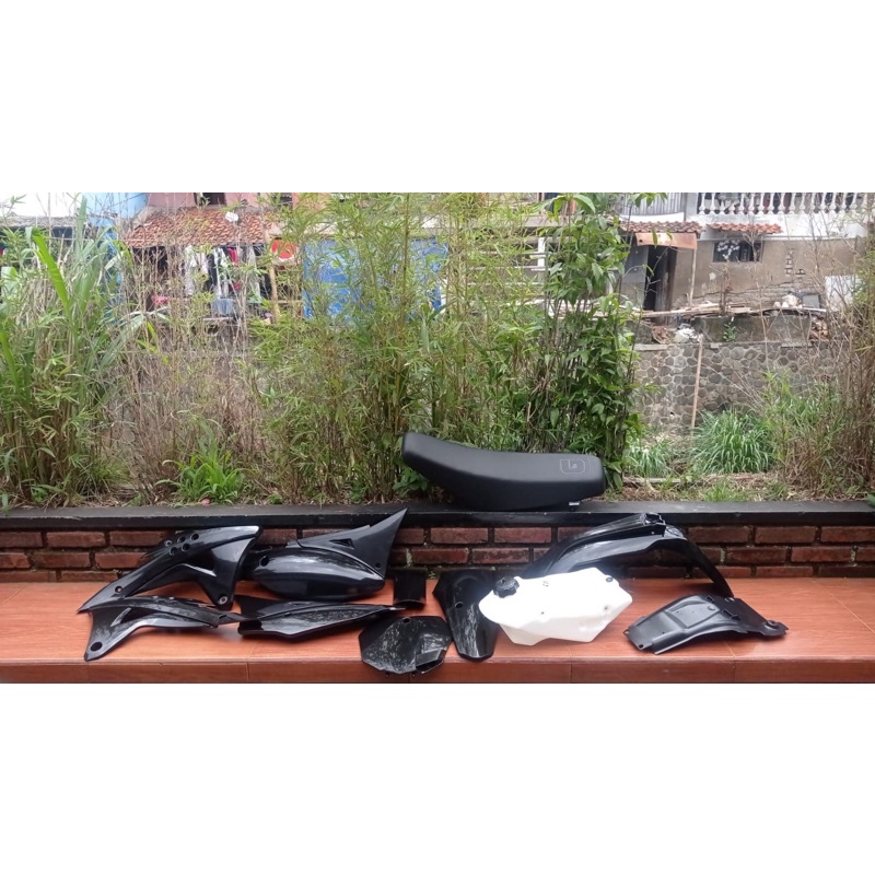 BODY SET GORDON PNP KAWASAKI KLX 150