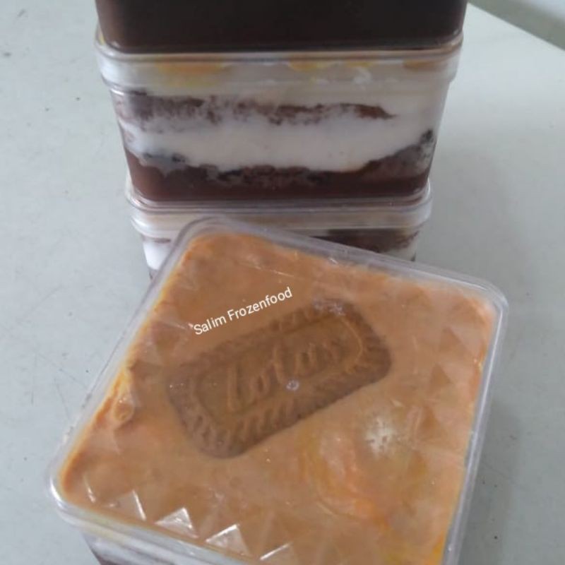 

Dessert Box Lotus