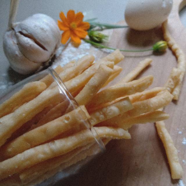 

Stik Bawang/Pangsit Cumi