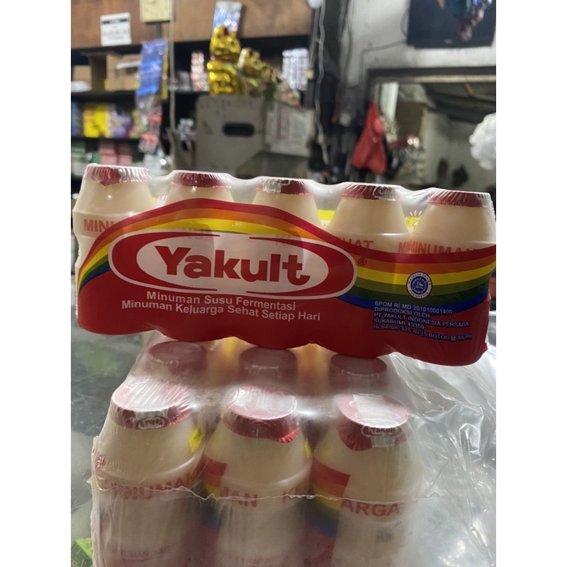 YAKULT
