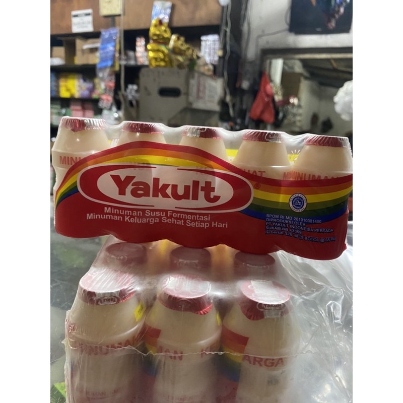 YAKULT