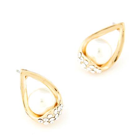 Aksesoris Wanita Import Anting