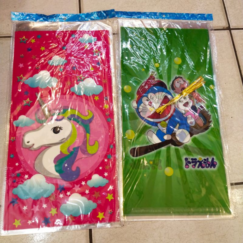 

PLASTIK SNACK ULANG TAHUN/ BINGKISAN SNACK ULANG TAHUN MOTIF