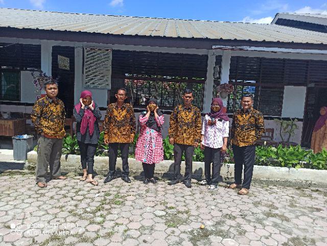 Batik Pria | Garuda Pancasila Kemeja Batik Pria Solo Lengan Panjang Motif Best Seller Asli Halus