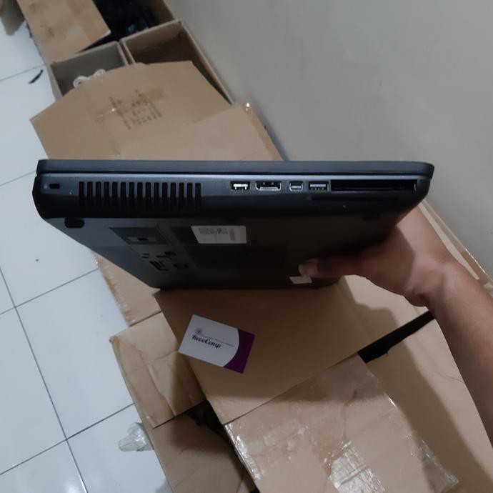 Laptop Hp ZBook 17 G2 - Corei7 - ram 16GB -SSD 256GB + 500 -NVIDIA 4GB