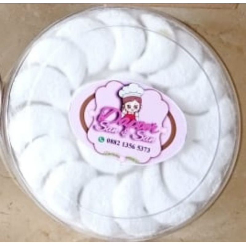 

kue putri salju mede