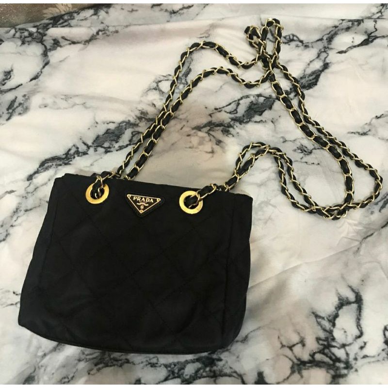 PRADA CHAIN VIP GIFT