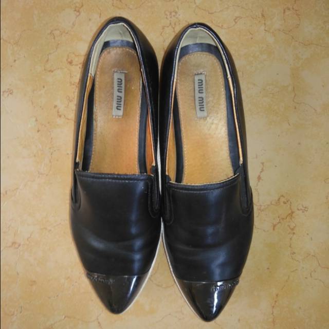 Preloved sepatu Miu Miu  39