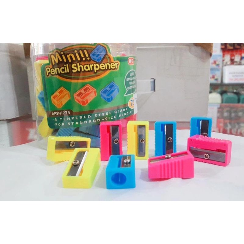 

(GOOD CELL88) Mini Simple Pencil Sharpener Colored APSN 1274