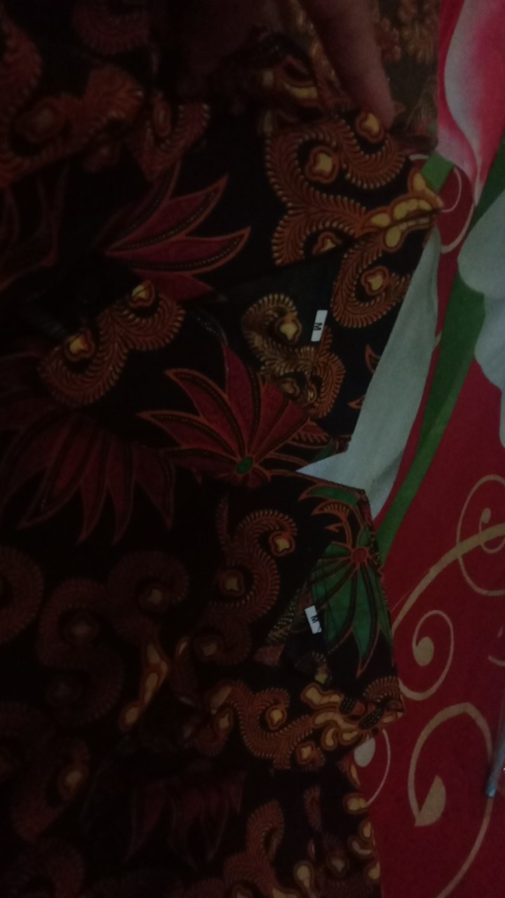 Kemeja Batik Pria Lengan Panjang Motif Sekar Jagad