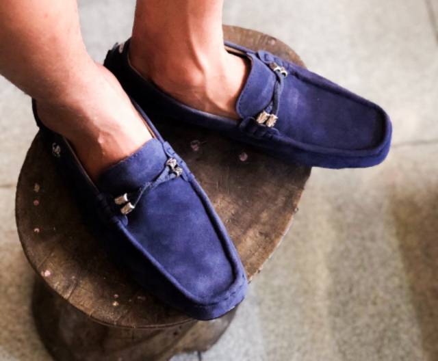 Sepatu santai pria / loafers pria  / sepatu slop suede pria