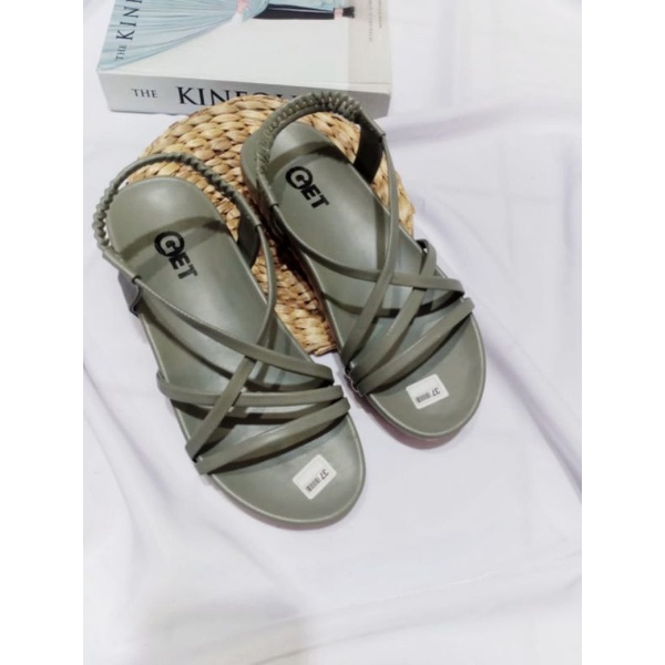 Sandal Wanita Tali Silang Terbaru Kekinian Murah