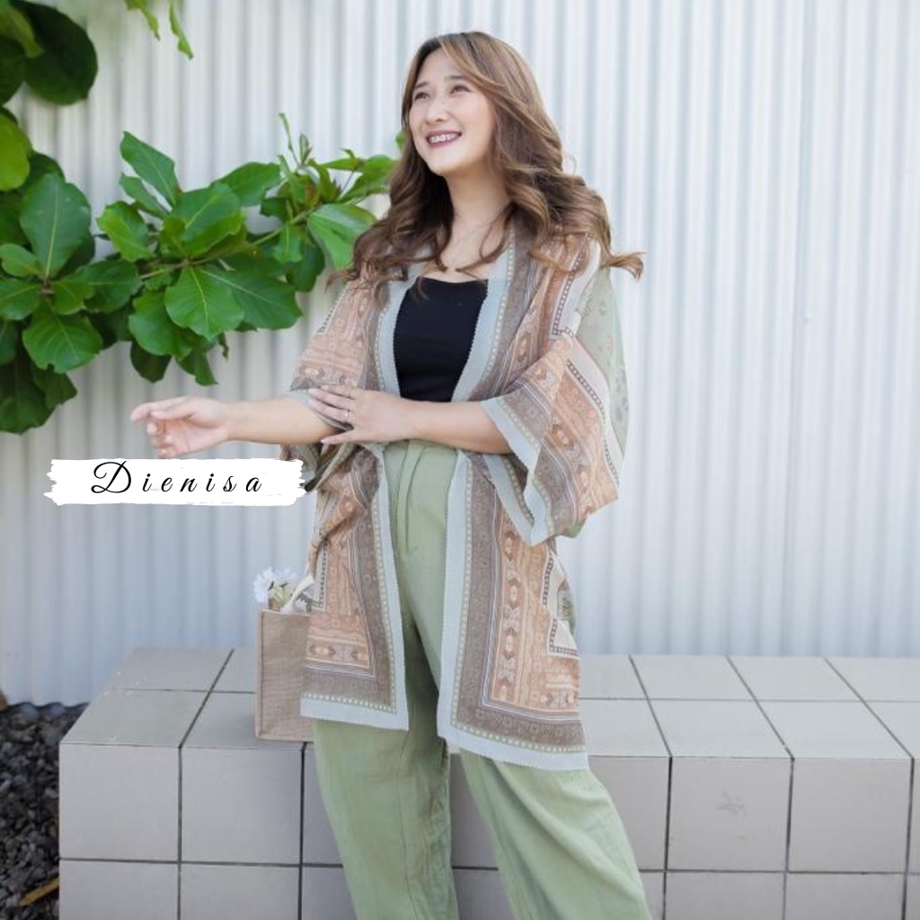 Kiyumi Kimono Long Outer Scraft Lasercut Oversize Motif Batik Kekinian Bahan Voal Premium Cardigan Batwing Etnik OOTD Hijab Terbaru-2