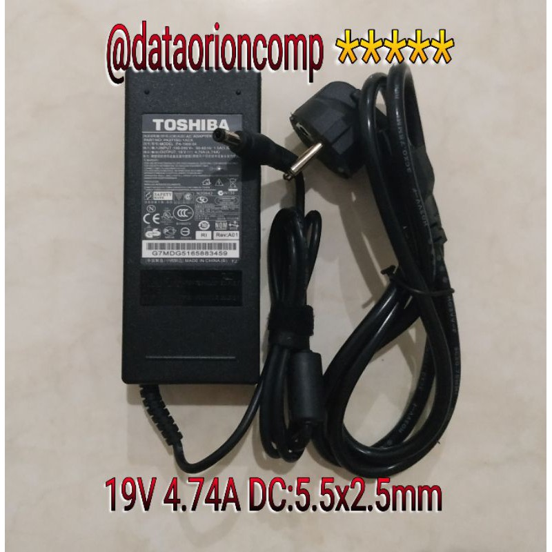 Adaptor Charger Toshiba 19V 4.74A DC 5.5*2.5 mm for Toshiba Satelite A85 L45 L401 L402 M40 A200