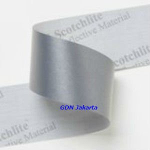 

Terbaru 3M Scotchlite 8912 Silver Fabric , eceran per meter