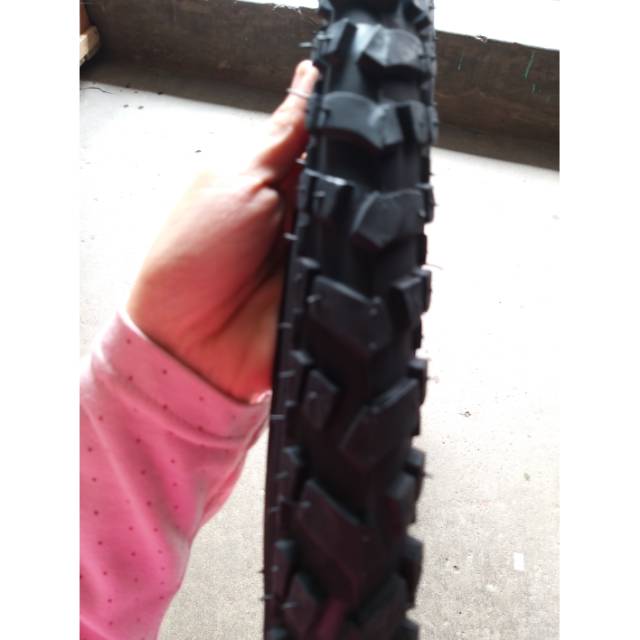 Ban luar sepeda ukuran 26 x 1.95 Swallow