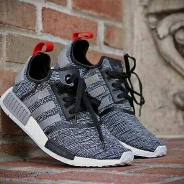 ADIDAS NMD R1 GLITCH CAMO CORE BLACK/WHITE