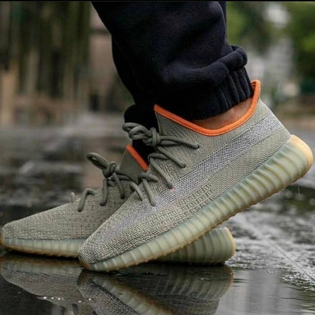  SEPATU  SNEAKERS ADIDAS  YEEZY  BOOST  350  V2  FASHION RUNNING 