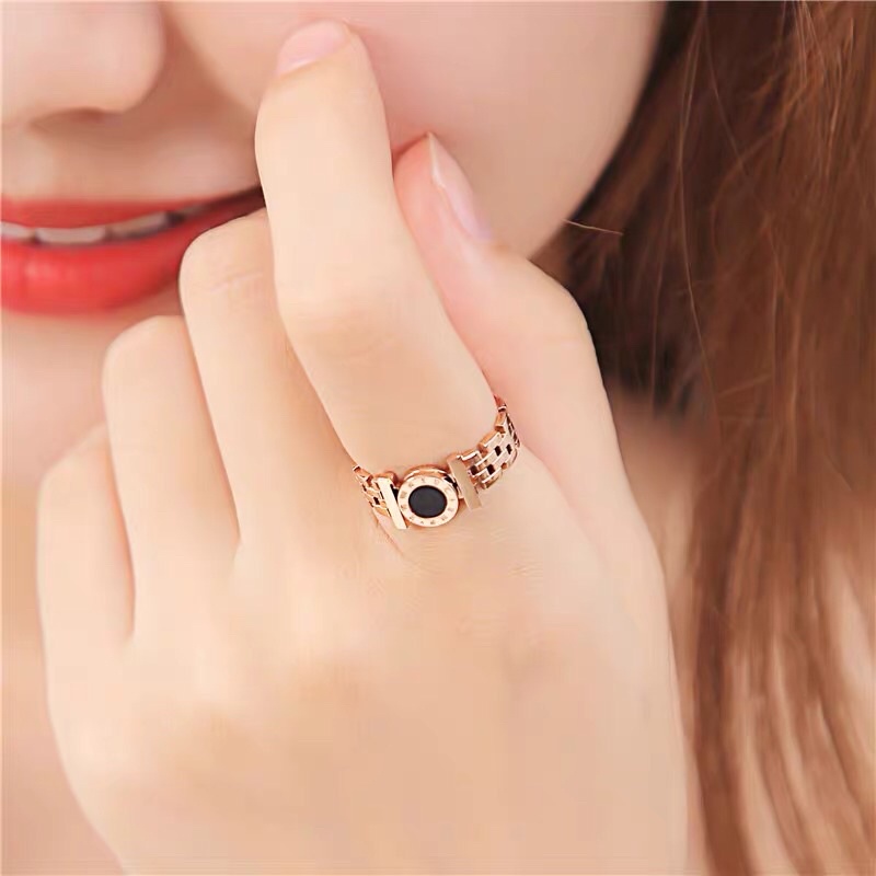Cincin Titanium Black Square Trending Vintage Korea Fashion Style