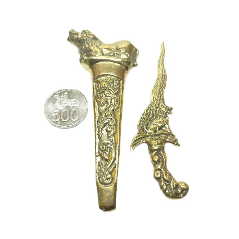 Pusaka Kris Istimewa Motif Singa Barong Ukuran Kecil Full Warangka Kuningan Antik