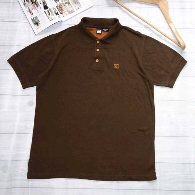 DC Polo Shirt Kaos Kerah Coklat Original Preloved Second Bekas