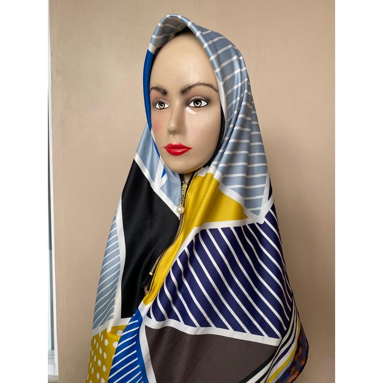 Hijab/jilbab Segi empat instan voal zipper /kerudung zipper /Kerudung zipper Resleting /Kerudung Segi empat Resleting /Kerudung zipper instan /Kerudung Zipper segi empat Premium /Kerudung zipper Jumbo /Kerudung  zipper Syari /Kerudung motif palestina / /