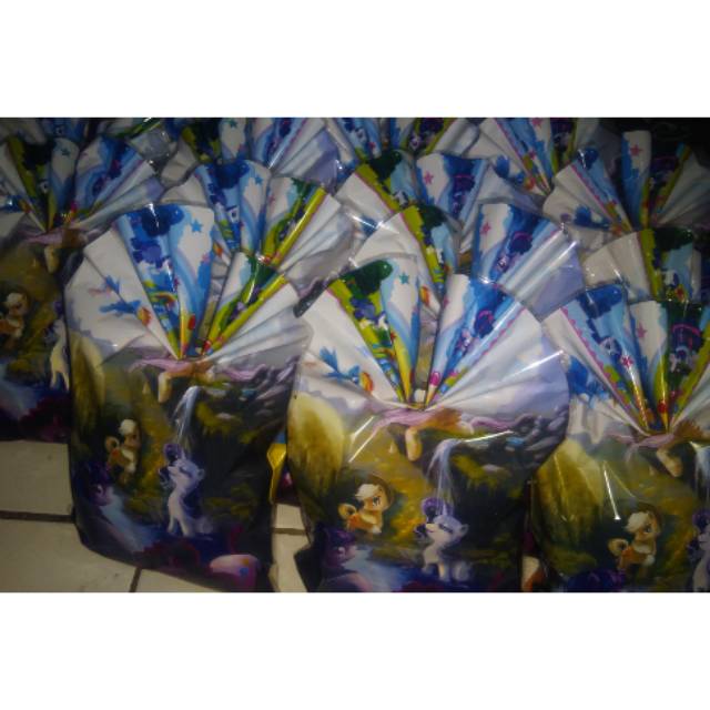 

Paket Snack /realgood /souvenir/ kado murah
