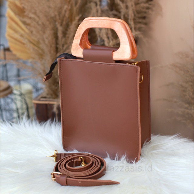 

FAZZASIS.ID - ZAFFARA BAG