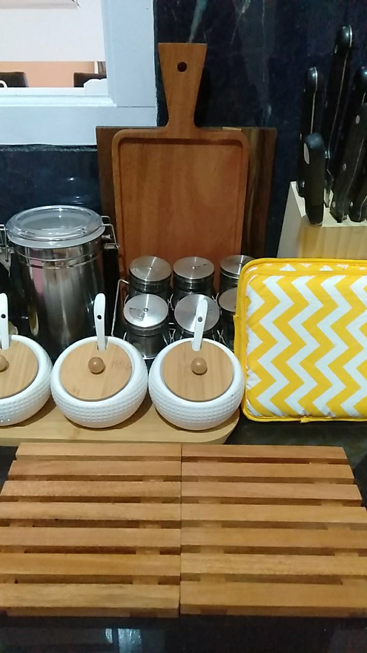 M Serving Board / Tatakan Kayu / Rectangle Tray With Handle