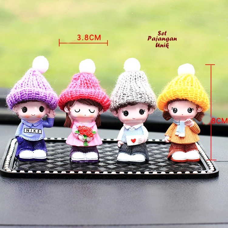 ISI 4 BONEKA Set Pajangan Unik isi 4 BONEKA UNIK topi bisa dilepas dekorasi rumah unik pajangan dashboard mobil-3